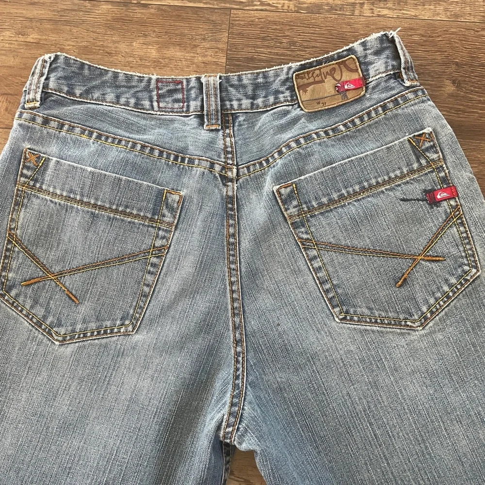 Quiksilver relaxed fit jean shorts 31